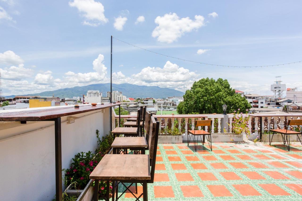 Oyo 1093 De Nawarat Chiang Mai Boutique Apartment Exterior photo
