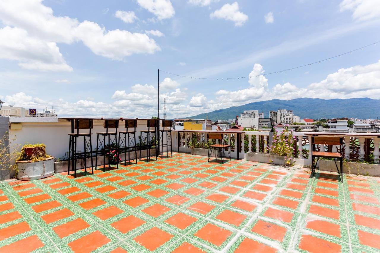 Oyo 1093 De Nawarat Chiang Mai Boutique Apartment Exterior photo